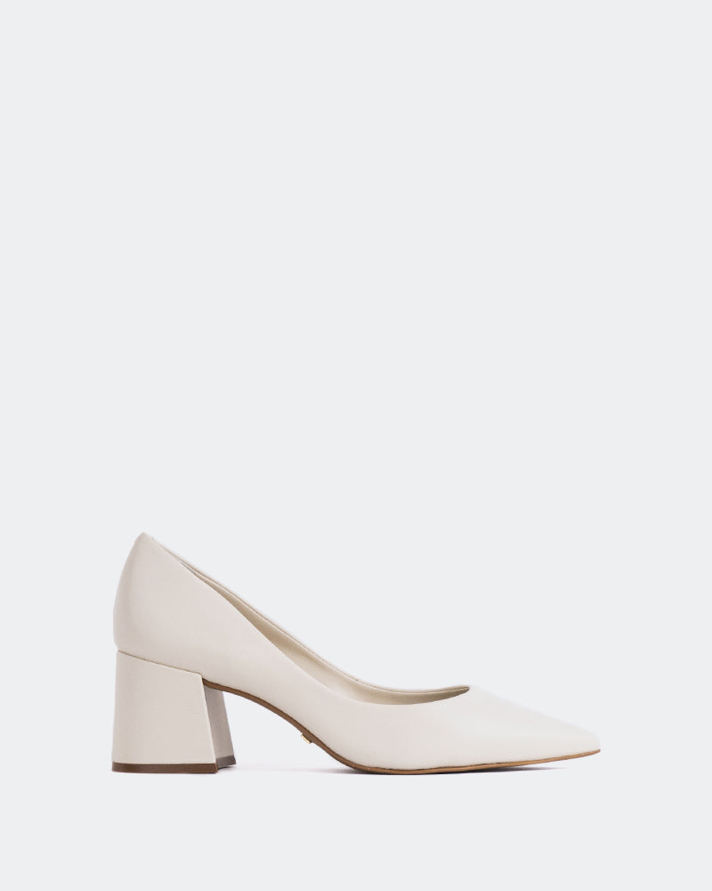 White pumps fashion 2 inch heel