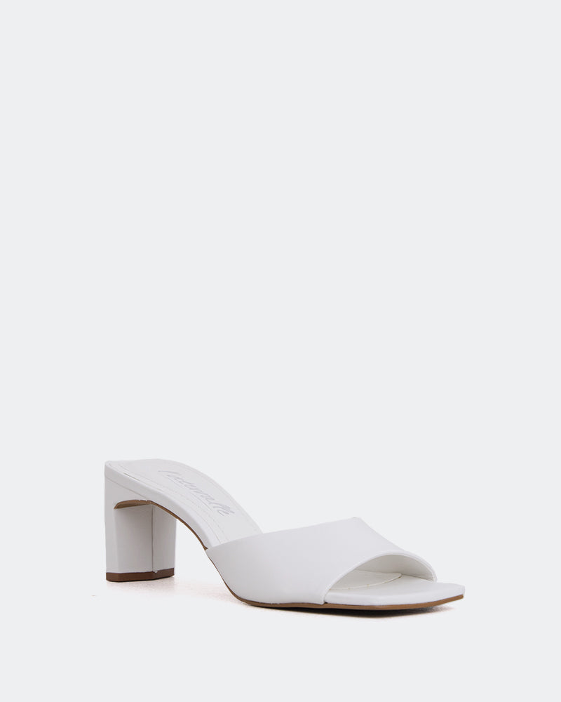 L'INTERVALLE Visalia Women's Shoe Mule Sandal White Leather