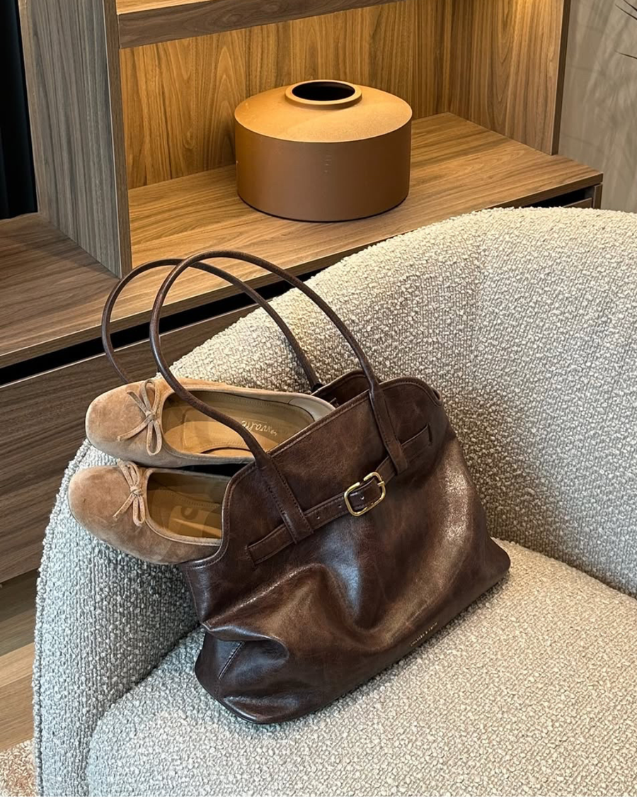 Ramesses Taupe Suede