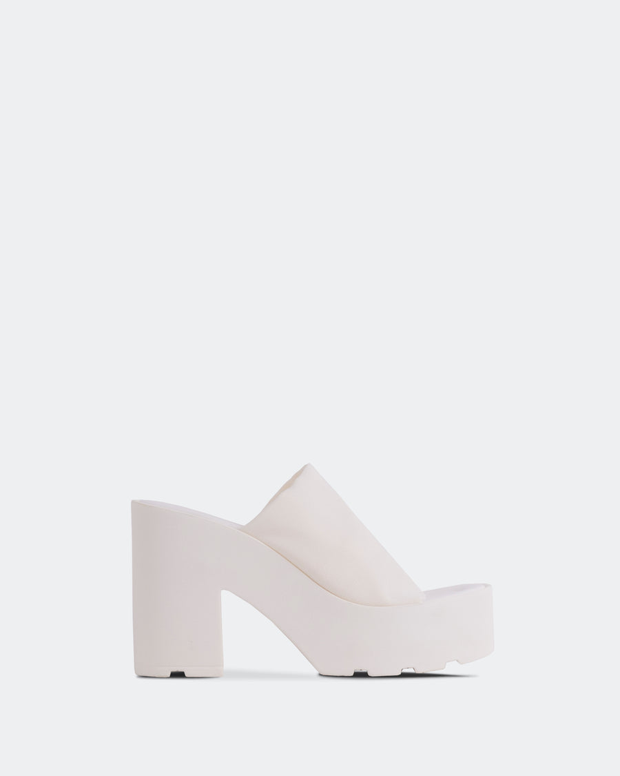 L’INTERVALLE Carangi Women’s Sandals Casual Platform White Lycra 