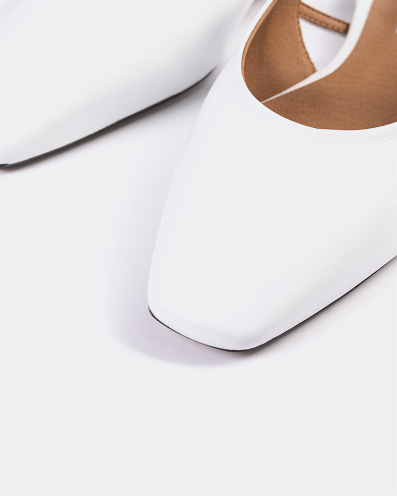 L'INTERVALLE Fresca Chaussures pour femmes Escarpins à Bride Arrière Cuir blanc