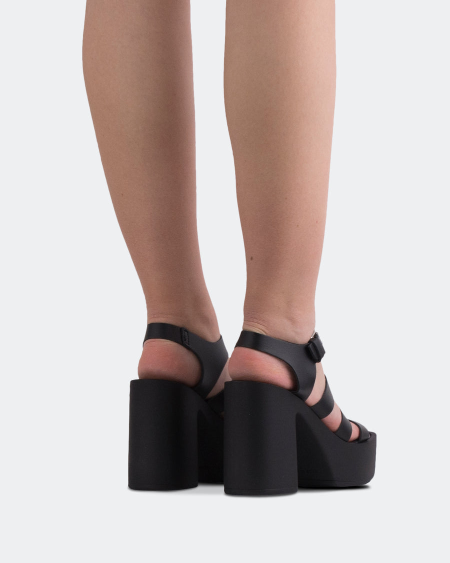L’INTERVALLE—Women’s Sandals Fisherman Platform Black Leather 