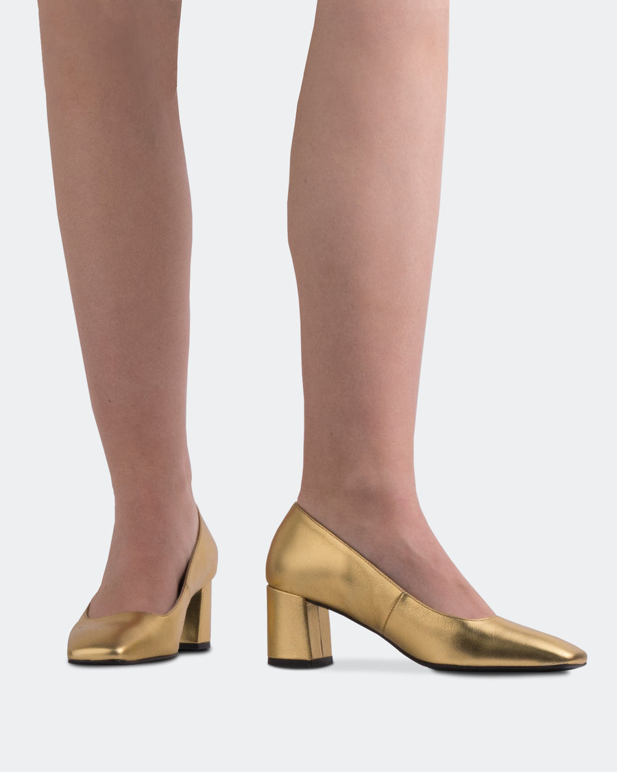L'INTERVALLE Patrisha Chaussures pour femmes Pompe Or Cuir