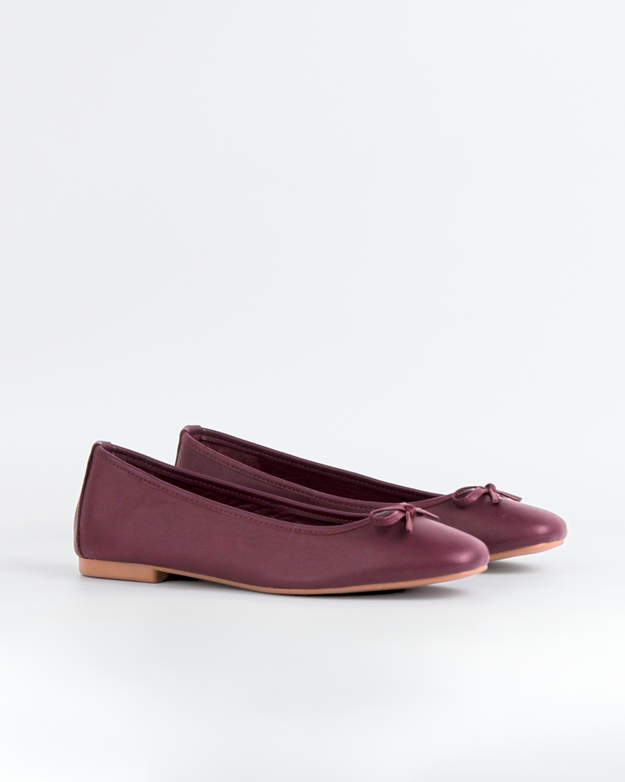 Ramesses Burgundy Leather