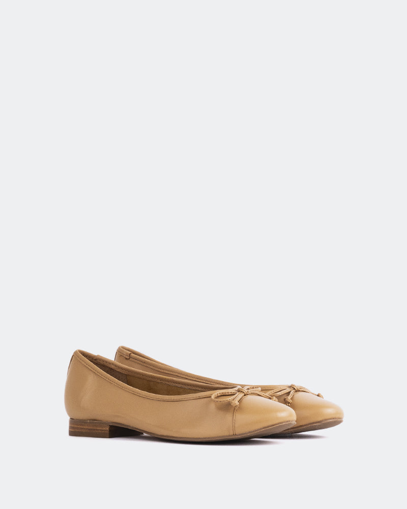 L'INTERVALLE Alona Women's Shoe Ballerina Camel Leather
