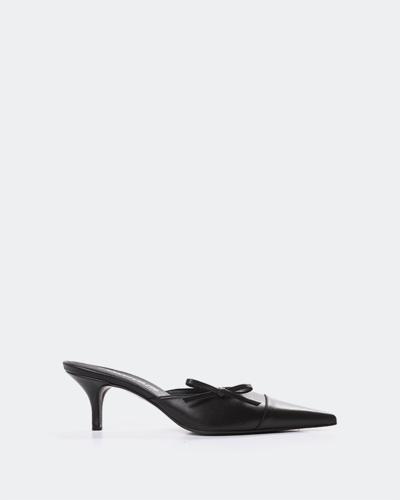 L'INTERVALLE Bartlett Women's Shoe Mid Heel Mule Black Leather