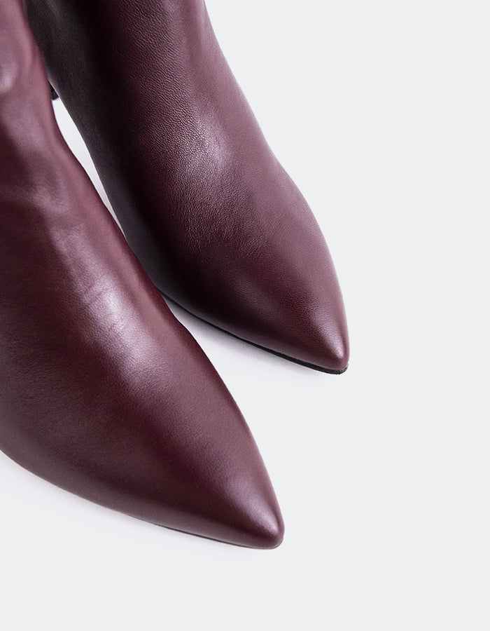 L'INTERVALLE Belforte Women's Tall Boots Burgundy Leather