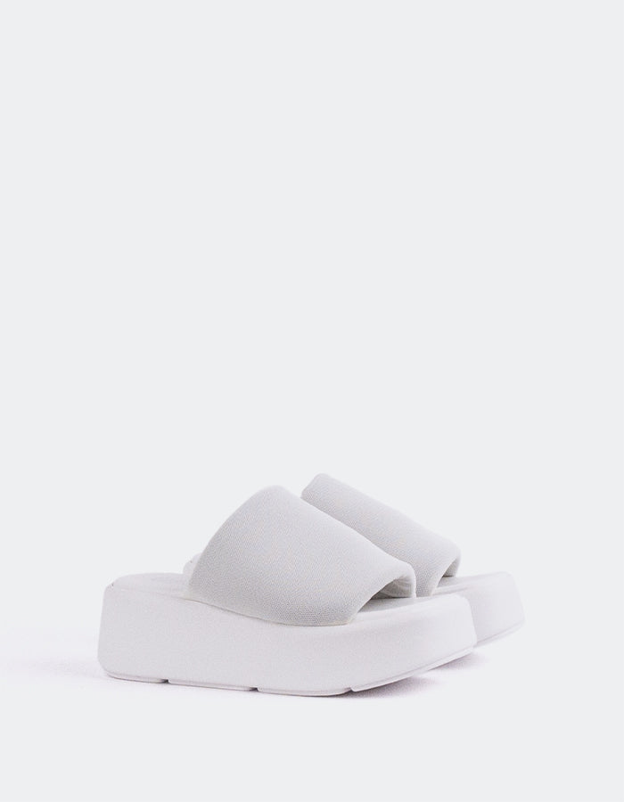 L'INTERVALLE Bisou Women's Platform Mule Sandal White Lycra