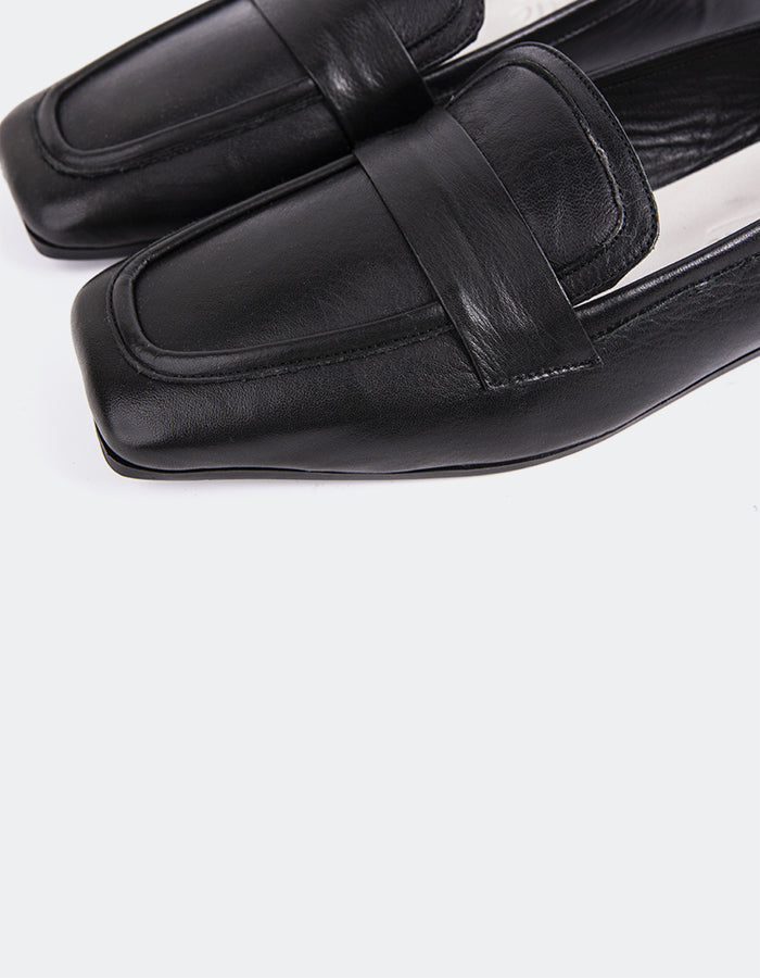  L'INTERVALLE Brescia Women's Loafer Shoe Black Leather