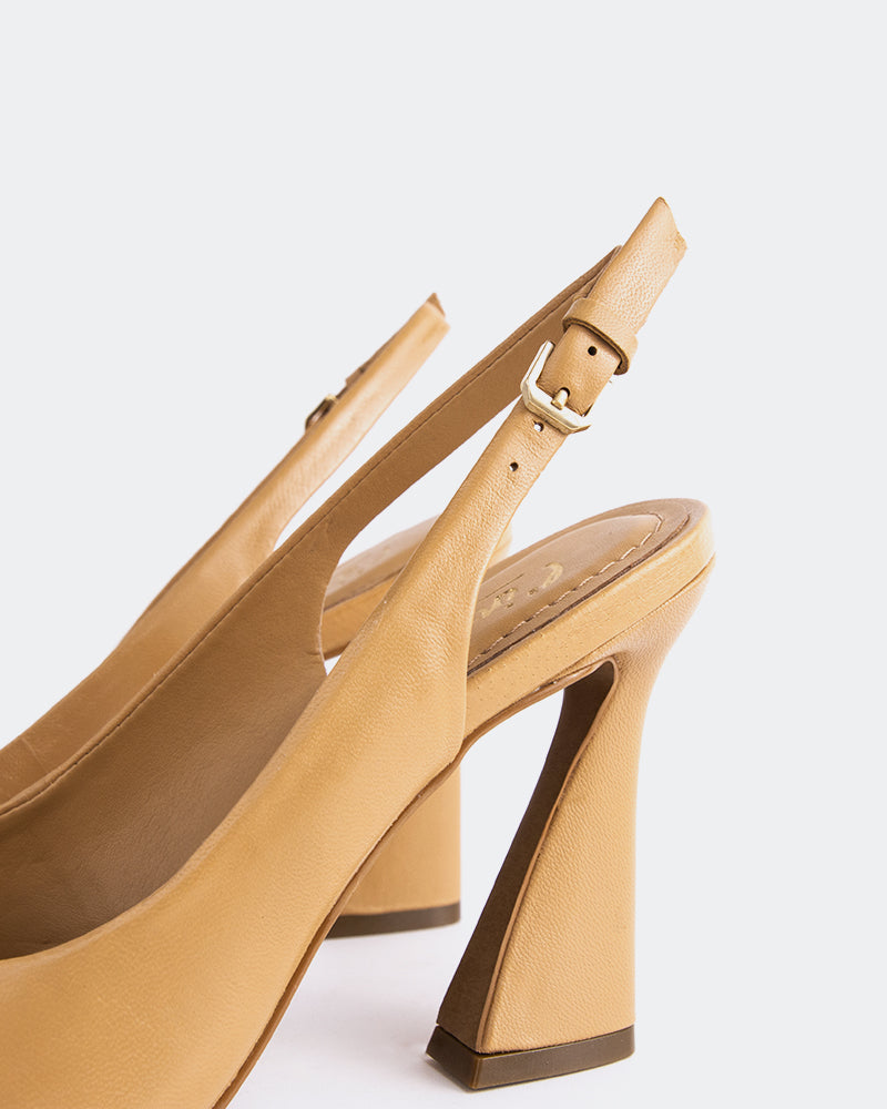 L'INTERVALLE Brunello Women's Shoe Slingback Camel Leather