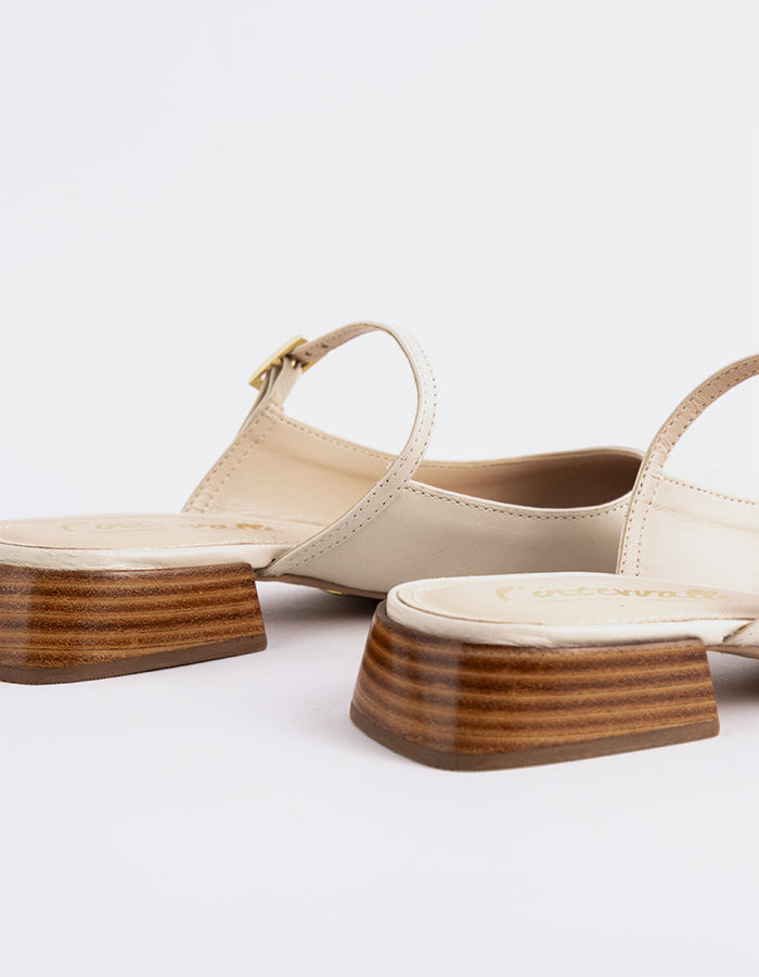 L'INTERVALLE Calantha Femmes Strap Mule Chaussures Blanc Cassé Cuir