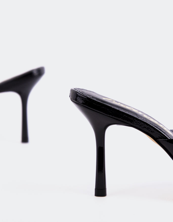 L'INTERVALLE Carys Chaussures mules à talon haut pour femmes Noir Naplack