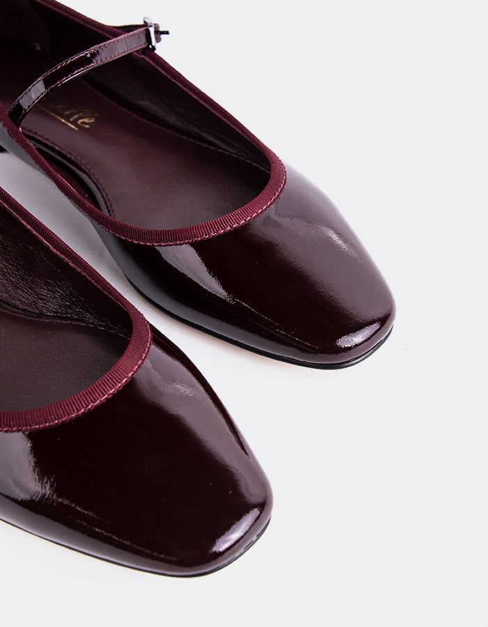 L'INTERVALLE Casilina Women's Mary Jane Flats Burgundy Patent