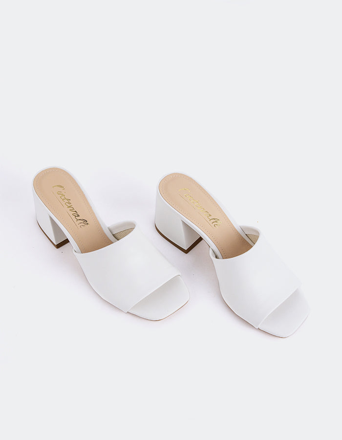 L'INTERVALLE Clarabelle Sandales à mules pour femmes Cuir blanc