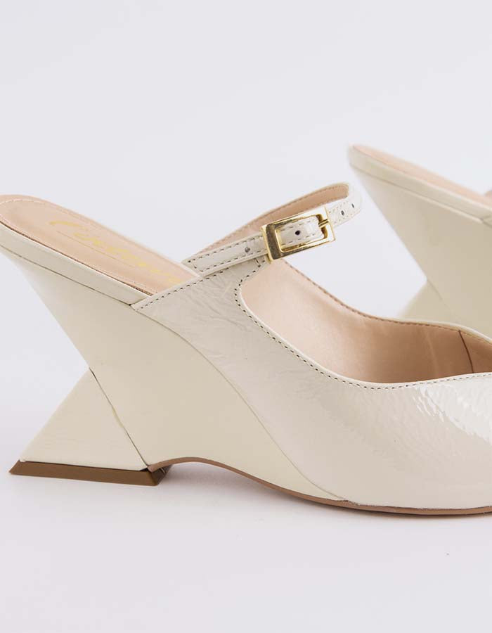 L'INTERVALLE Creselle Femmes Mule compensée Chaussures Blanc Cassé Naplack