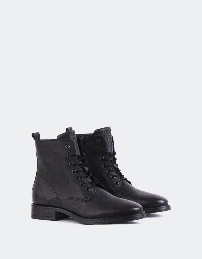 L'INTERVALLE Daiki Bottes à lacets pour femmes Noir Cuir (7139456090192)