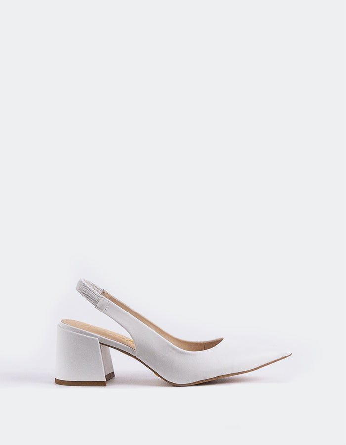 Sleek Low Block Pointy-Toe Slingback

Elevate your wardrobe with this chic low block heel slingback, featuring a refined pointy toe for a sophisticated silhouette. The adjustable slingback strap ensures a secure and personalized fit, while the low block heel provides exceptional comfort and stability for all-day wear. A versatile piece, this slingback transitions effortlessly from professional settings to casual outings, pairing beautifully with everything from tailored pants to flowing dresses.

Detail(s):