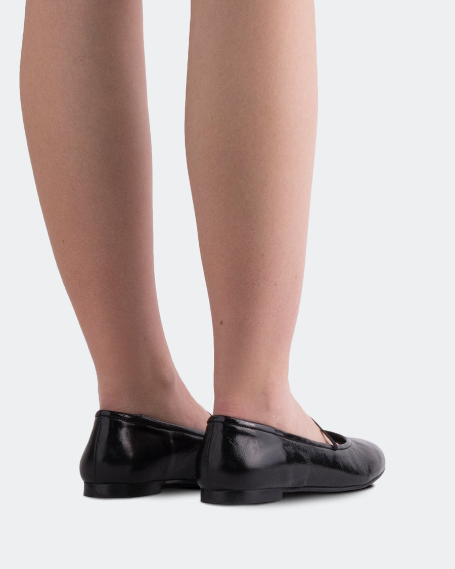 L'INTERVALLE Darcey Chaussures pour femmes Ballerine Noir Naplack