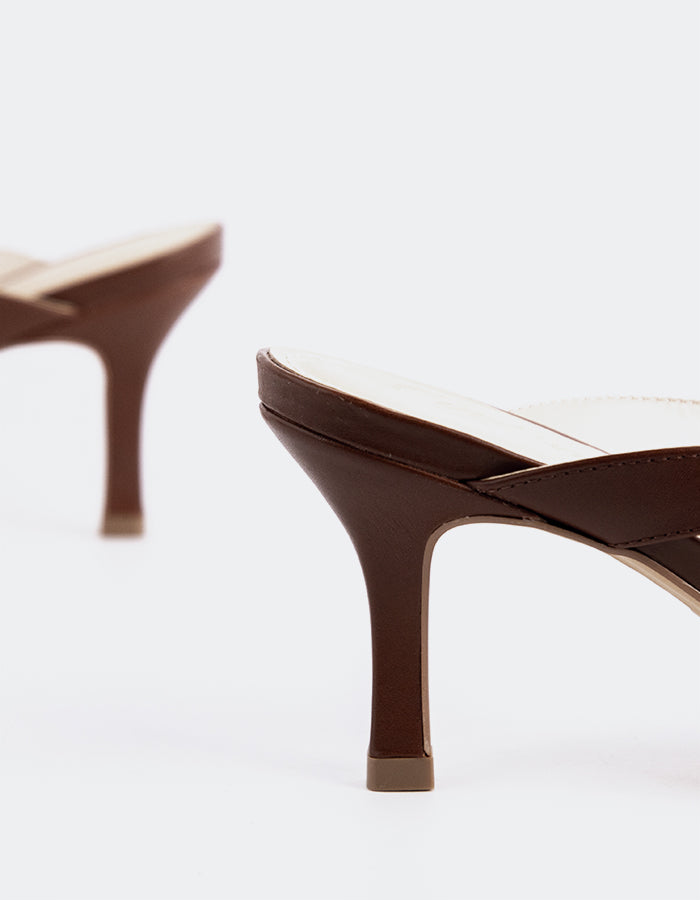 L'INTERVALLE Delight Sandales à lanières pour femmes Cuir cognac