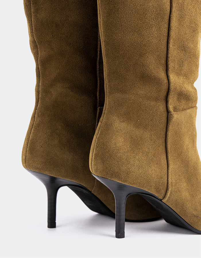 L'INTERVALLE Derry Bottes hautes à talons hauts pour femmes Kaki Suède