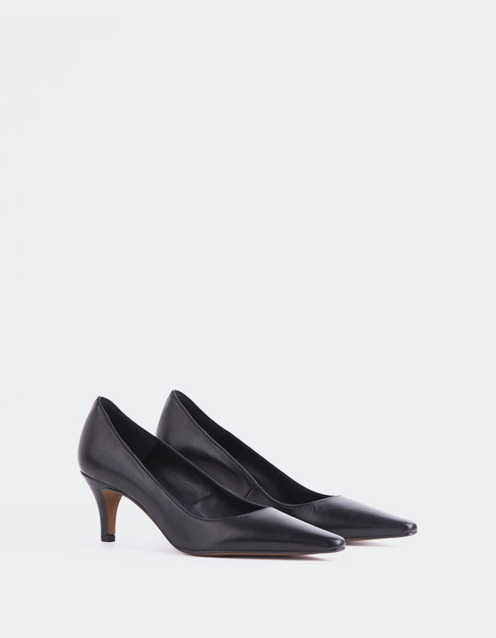 L'INTERVALLE Edzell Femmes Kitten Talon Escarpins Noir  Cuir