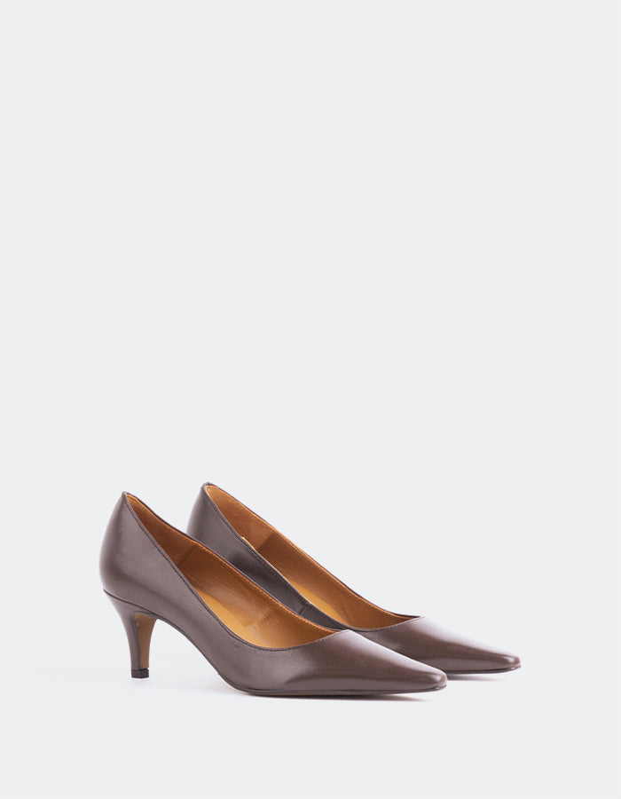 L'INTERVALLE Edzell Women's Kitten Heel Pumps Brown Leather