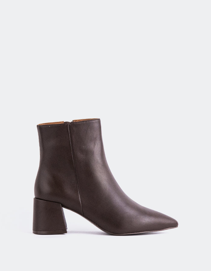 L'INTERVALLE Eugenie Bottines pour femmes Cuir Brun