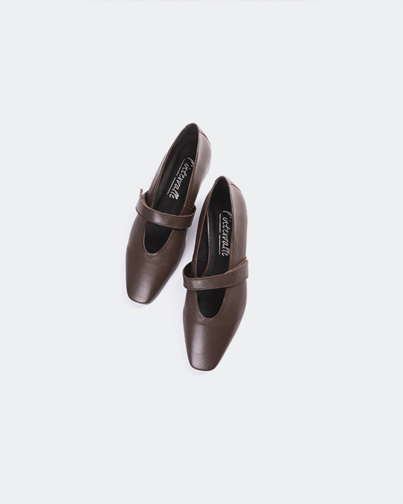 L'INTERVALLE Flordeliz Women's Shoe Ballerina Brown Leather
