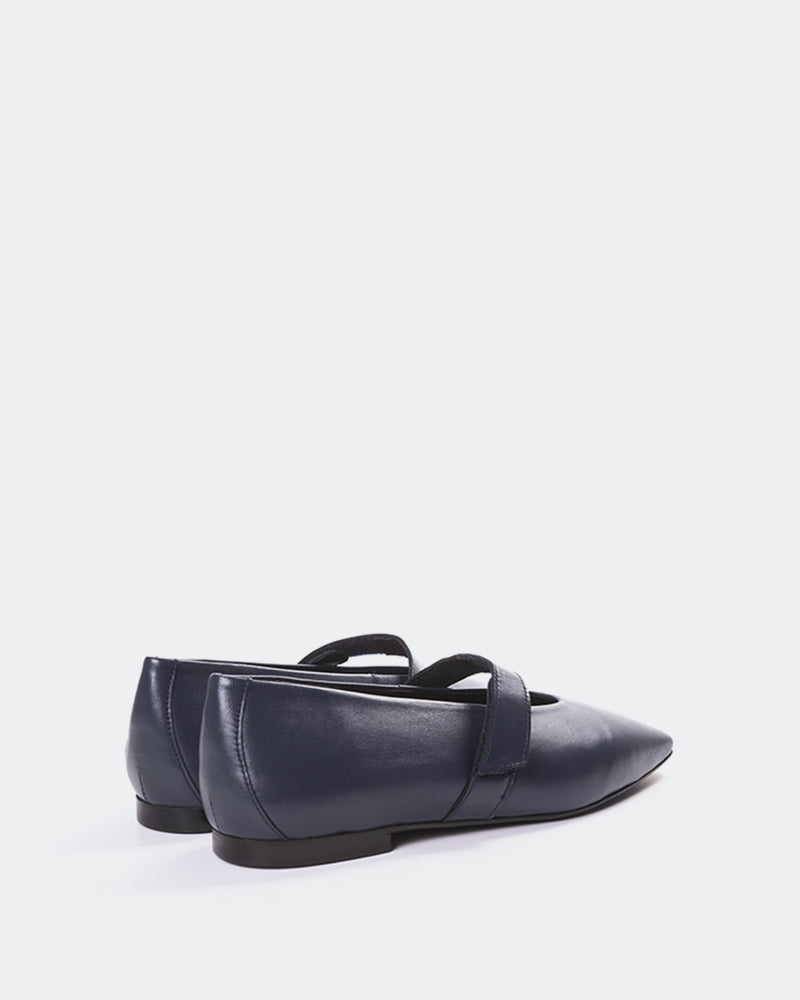 L'INTERVALLE Flordeliz Women's Shoe Ballerina Navy Leather