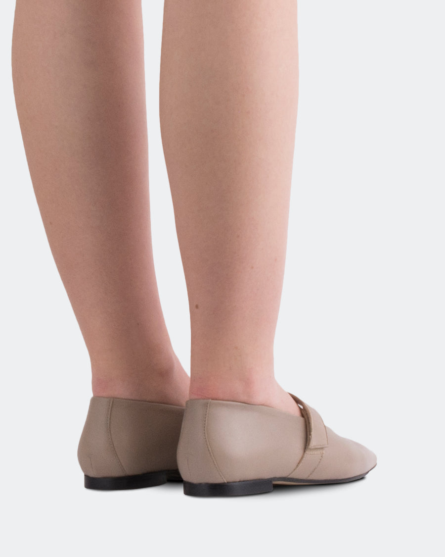L'INTERVALLE Flordeliz Women's Shoe Ballerina Taupe Leather