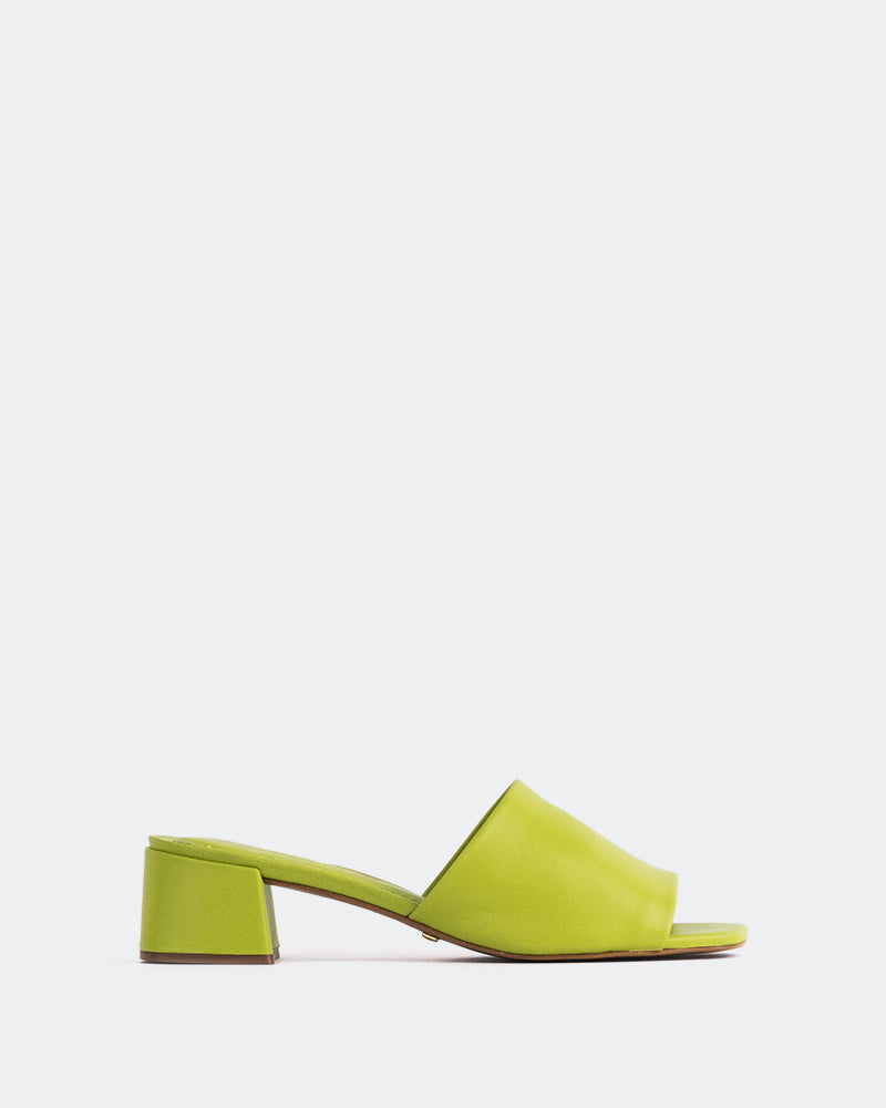L'INTERVALLE Fortunata Women's Shoe Mule Sandal Light Green Leather