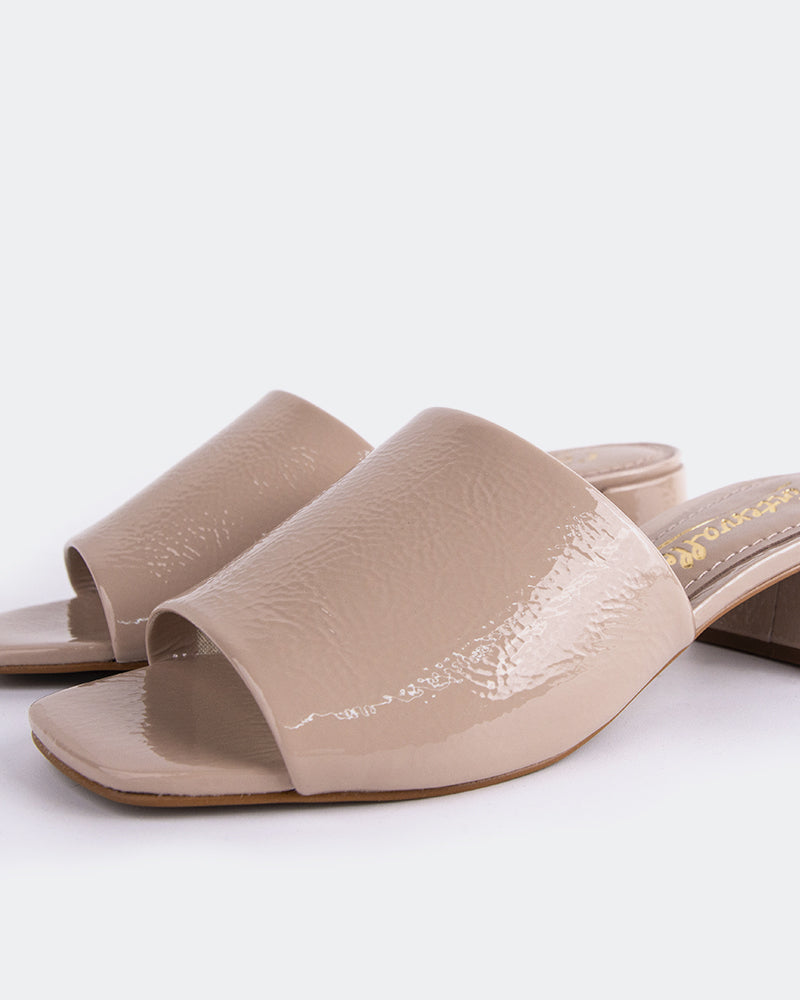 L'INTERVALLE Fortunata Women's Shoe Mule Sandal Nude Naplack