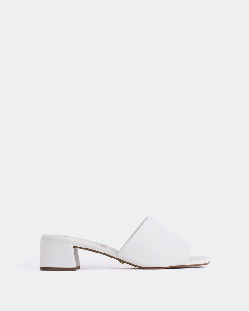 L'INTERVALLE Fortunata Chaussures Mule Sandales en cuir blanc pour femmes