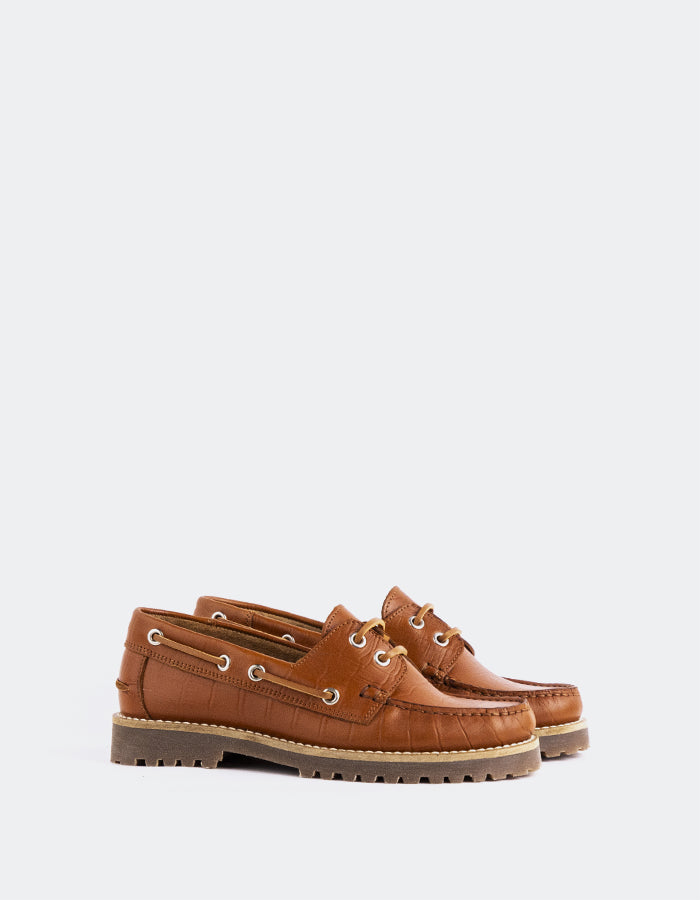 L'INTERVALLE Gaia Chaussure de Boat Loafer Chestnut Croco pour femmes