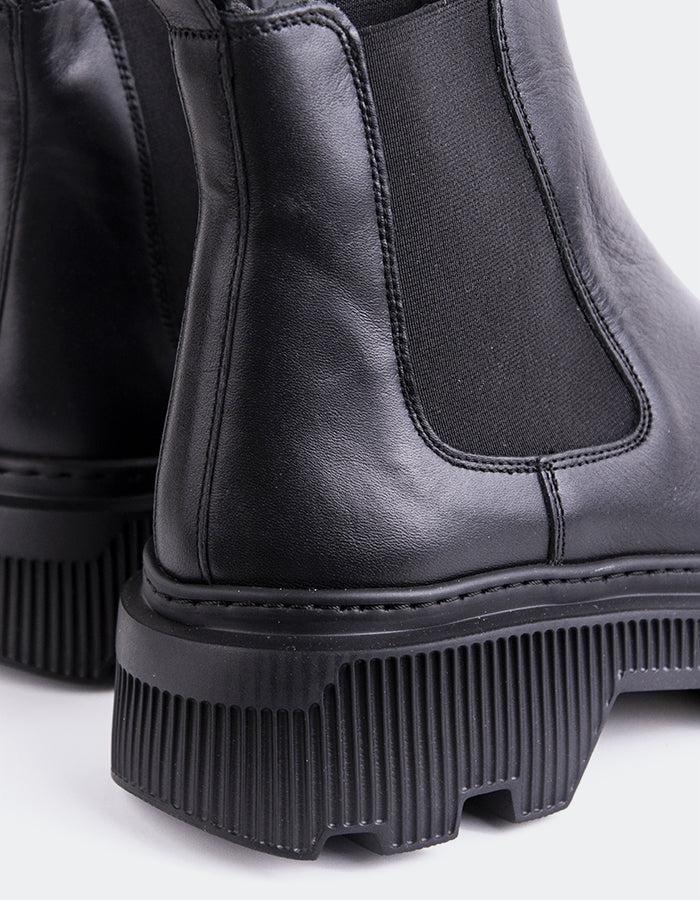 L'INTERVALLE Gavyn Bottines Chelsea pour femmes Noir Cuir