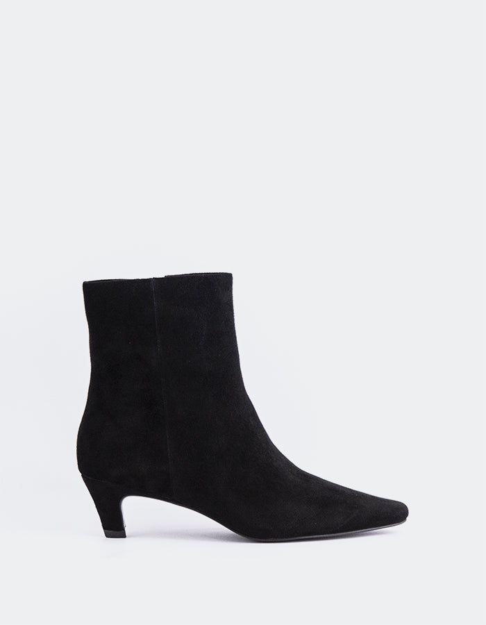 L'INTERVALLE Ginevra Bottines pour femme Noir Suède
