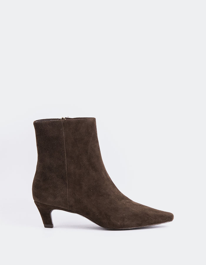 L'INTERVALLE Ginevra Bottines pour femme Brun Suède