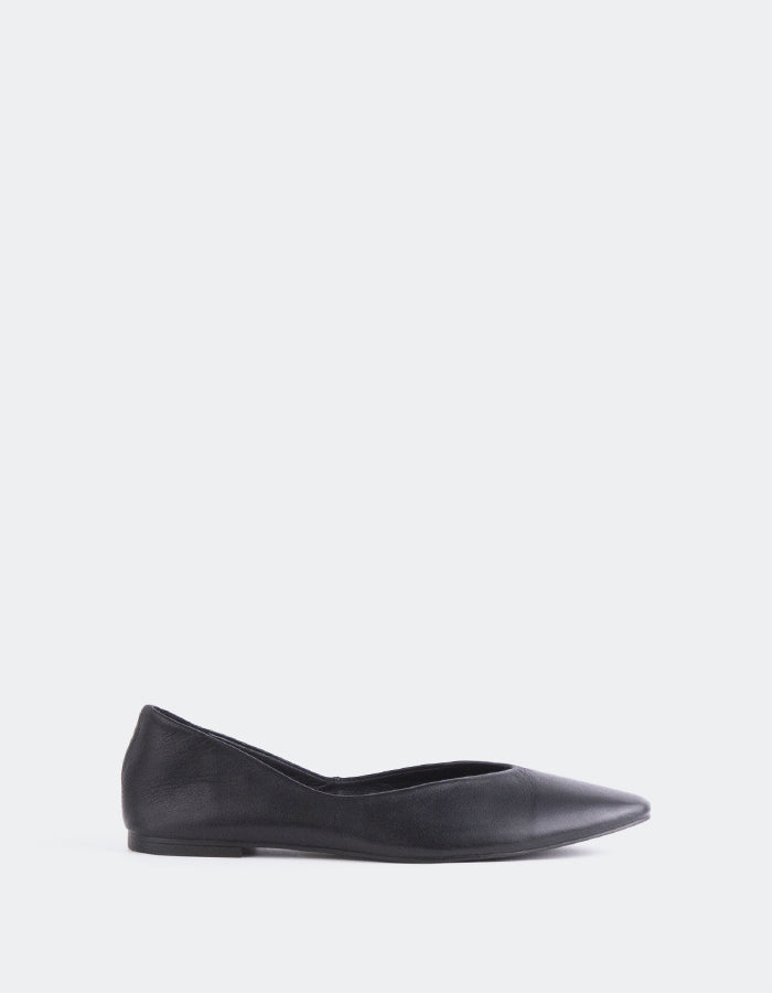 L'INTERVALLE Glissandra Women's Ballet Flats Black Leather