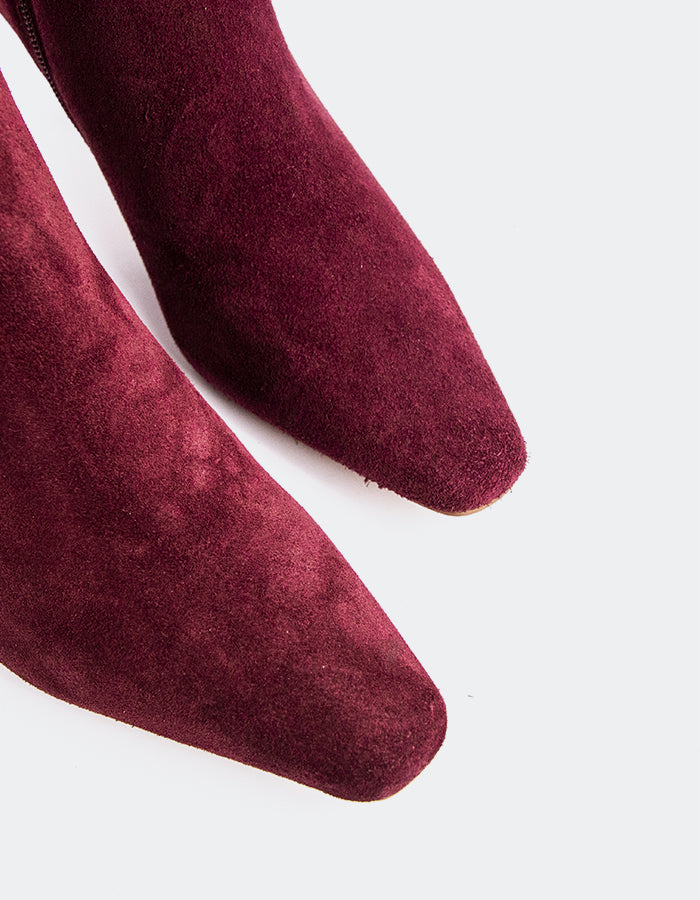 L'INTERVALLE Golfito Women's Tall Boots Burgundy Suede