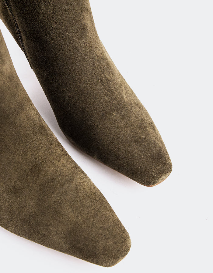 L'INTERVALLE Golfito Women's Tall Boots Khaki Suede