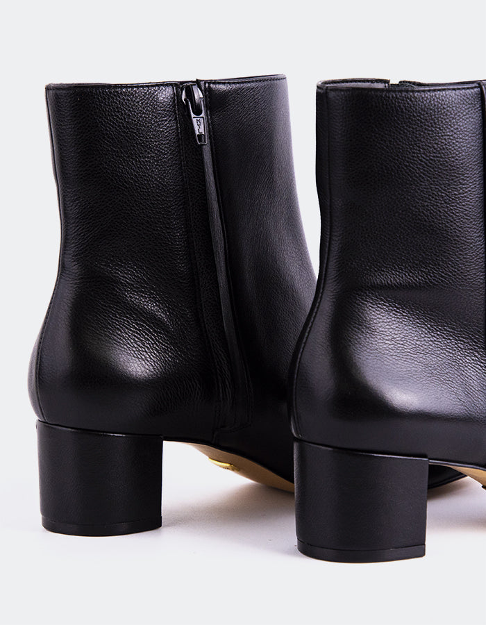 L'INTERVALLE Gracyn Women's Ankle Boots Black Leather