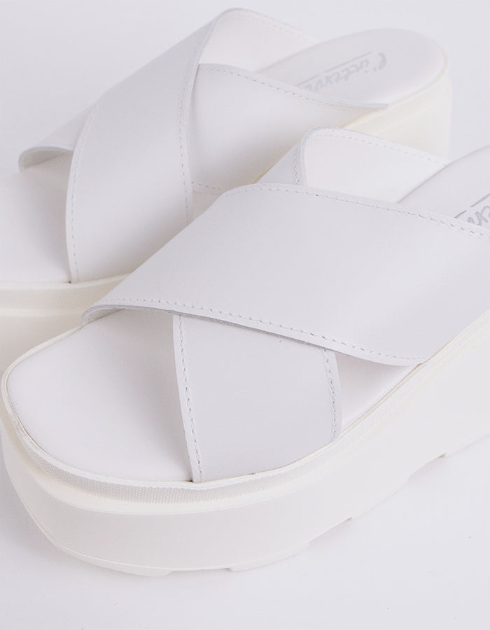 L'INTERVALLE Grateful Mule Plateforme Wedge Sandal White Leather (7081257074768)