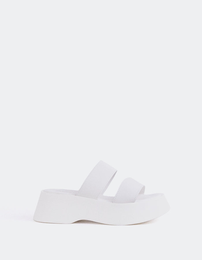 L'INTERVALLE Happy Mule Plateforme Wedge Sandal White Leather