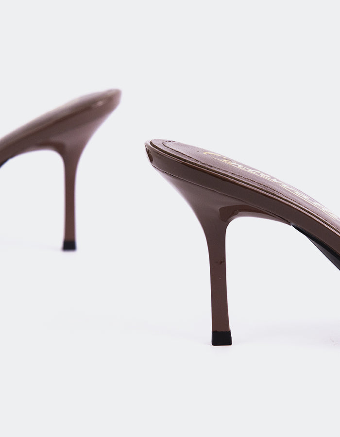 L'INTERVALLE Hedel Femmes Mule Sandales Mocha Verni