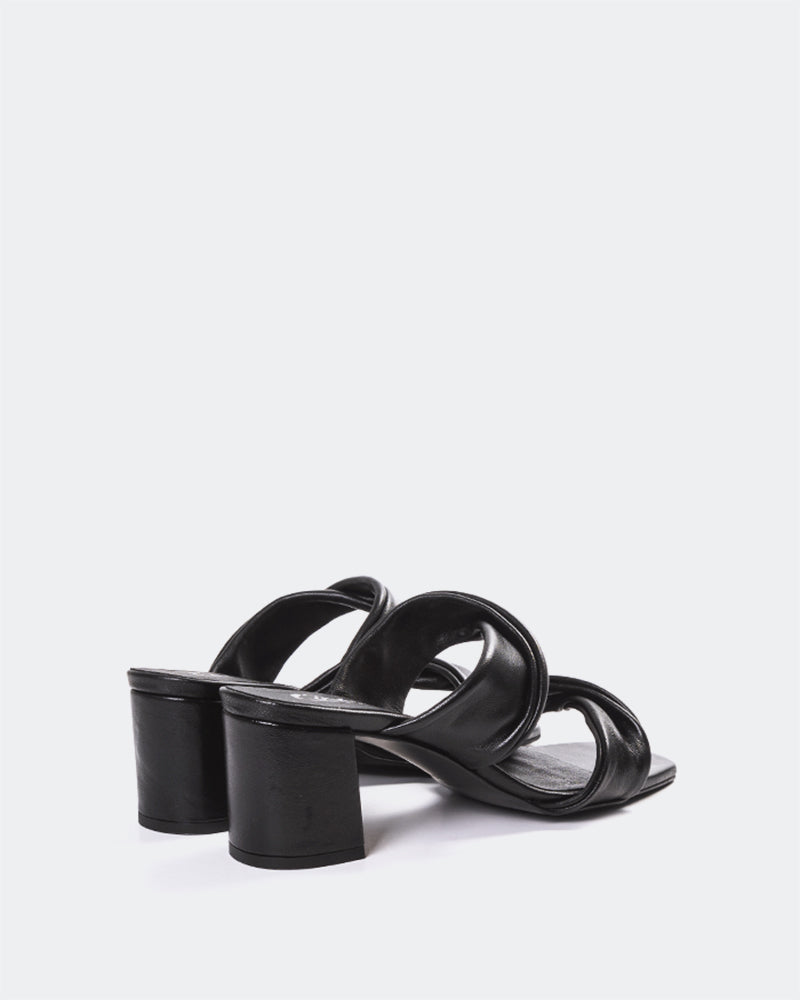 L'INTERVALLE Hester Women's Sandal Mules Black Leather