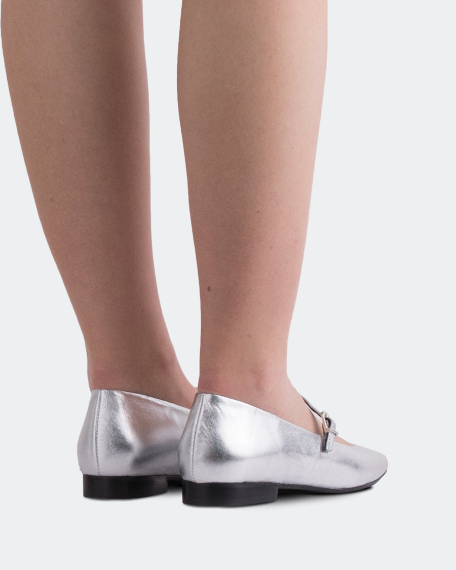 L'INTERVALLE Jaria Women's Shoe Ballerina Silver Leather