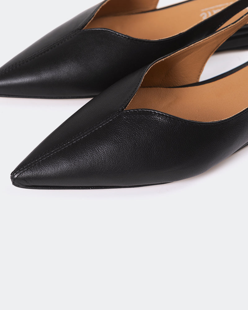 L'INTERVALLE Jubilant Women's Shoe Slingback Black Leather