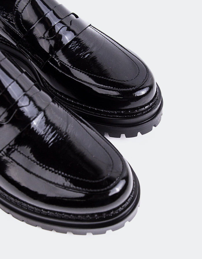 L'INTERVALLE Jayvie Women's Penny Loafers Black Patent