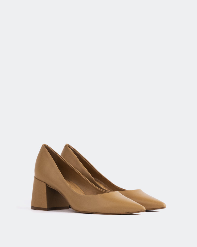 L'INTERVALLE Josephine Women's Shoe Mid Heel Pumps Camel Leather