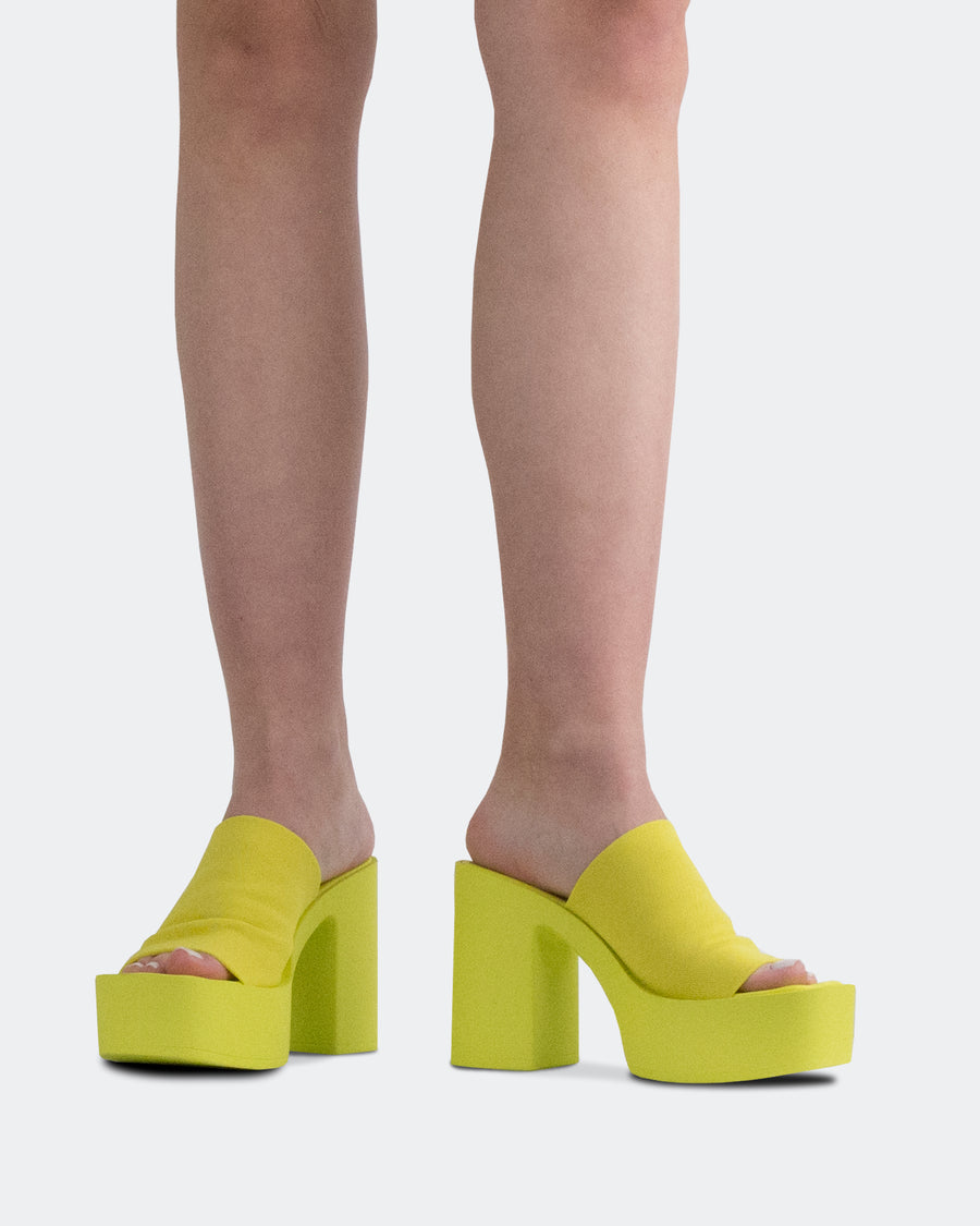 L'INTERVALLE Jourdan Women's Sandal Platform Yellow Lycra